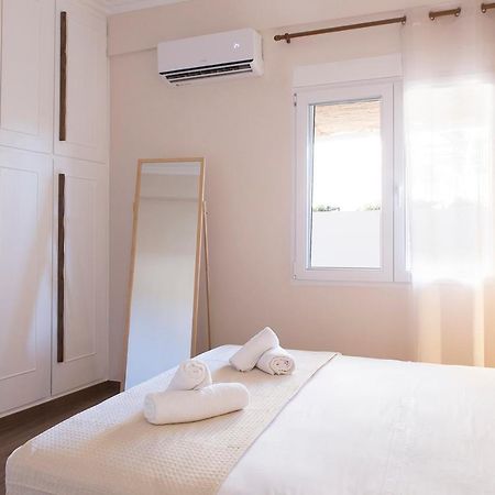Luxury Apartment With Jacuzzi Close To Acropolis - Living Stone Zircon Athene Buitenkant foto