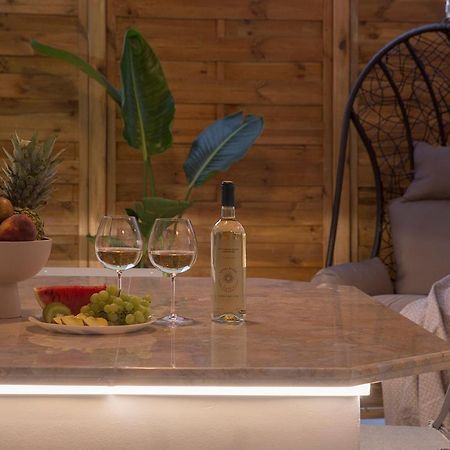 Luxury Apartment With Jacuzzi Close To Acropolis - Living Stone Zircon Athene Buitenkant foto