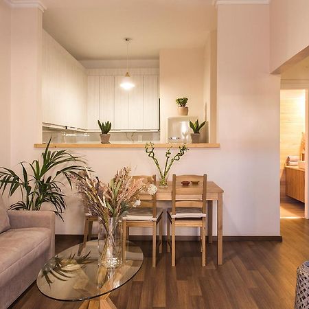 Luxury Apartment With Jacuzzi Close To Acropolis - Living Stone Zircon Athene Buitenkant foto