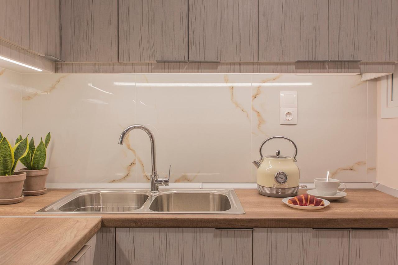 Luxury Apartment With Jacuzzi Close To Acropolis - Living Stone Zircon Athene Buitenkant foto