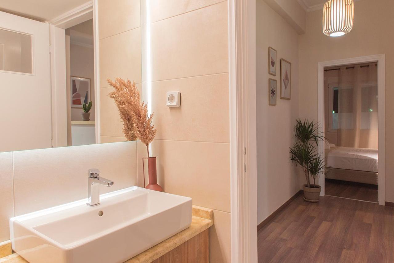 Luxury Apartment With Jacuzzi Close To Acropolis - Living Stone Zircon Athene Buitenkant foto